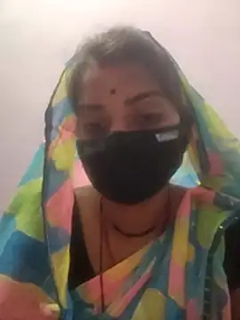 Tamanna hot online show from 11/18/25, 07:57