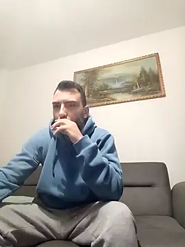 Snapshot of snncdgn chatting on 11/09/25, 10:35 snncdgn online show from 11/09/25, 10:35