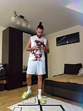 Matteooo87 online show from 11/12/25, 03:45