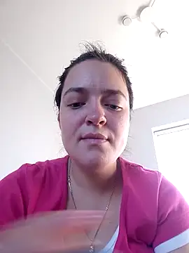 LinaGlow  online show from 11/14/25, 09:08