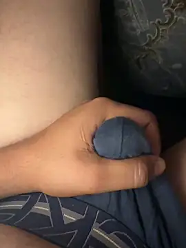 Snapshot of Qwert9012 chatting on 11/09/25, 05:44 Qwert9012 online show from 11/09/25, 05:44