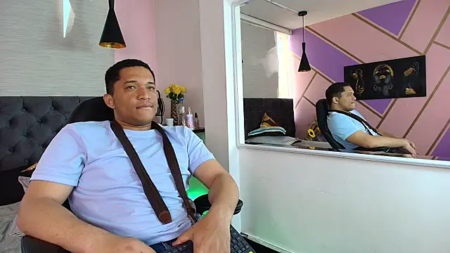 Snapshot of Kai_santos_ chatting on 11/08/25, 09:35 Kai santos online show from 11/08/25, 09:35