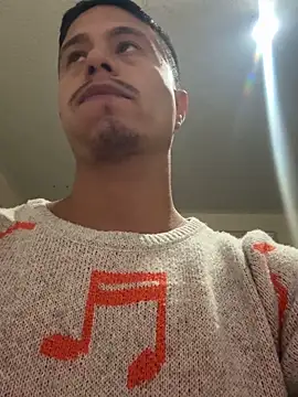 Snapshot of RaySullivan chatting on 11/06/25, 11:59 RaySullivan online show from 11/06/25, 11:59