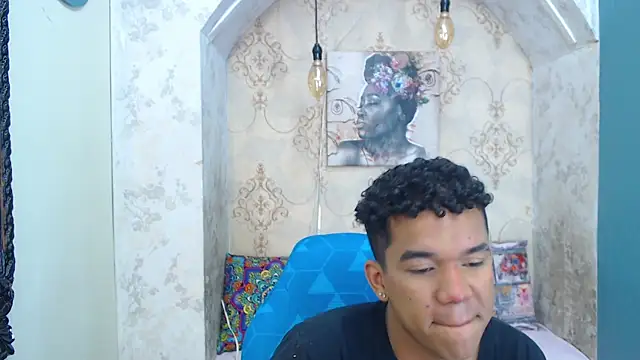 Snapshot of Anders_Millan chatting on 11/05/25, 06:08 Anders Millan online show from 11/05/25, 06:08