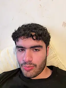 Leoncitooo987 online show from 12/01/25, 09:20