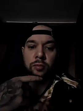 Snapshot of RamuLoco86 chatting on 11/11/25, 01:16 RamuLoco86 online show from 11/11/25, 01:16