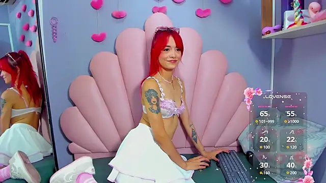 Snapshot of luci_miller chatting on 11/06/25, 02:56 luci miller online show from 11/06/25, 02:56