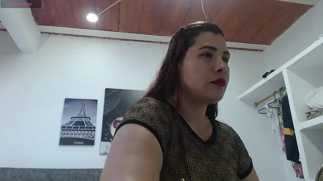 SweetSurrender69 online show from 11/08/25, 03:29