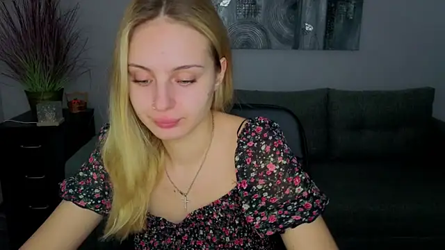 Tina Jonesi online show from 11/10/25, 12:37