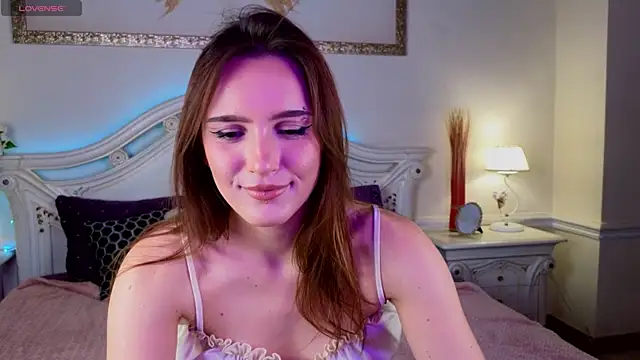 Snapshot of SofiBelucci chatting on 11/07/25, 01:22 SofiBelucci online show from 11/07/25, 01:22