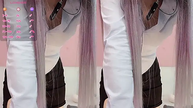 Snapshot of ChloeFozzy chatting on 11/07/25, 01:44 ChloeFozzy online show from 11/07/25, 01:44