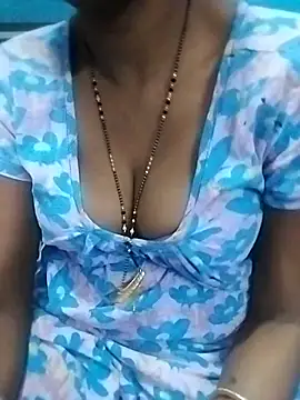 Snapshot of Ragini-hot chatting on 11/13/25, 04:17 Ragini-hot online show from 11/13/25, 04:17