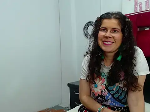 Snapshot of AubreyJoy chatting on 11/10/25, 07:24 AubreyJoy online show from 11/10/25, 07:24