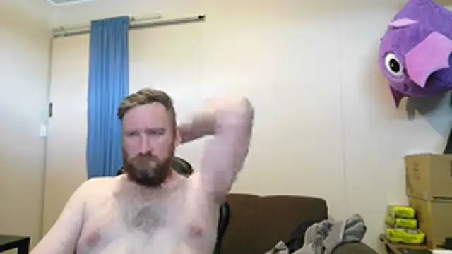 Snapshot of samjw24 chatting on 11/11/25, 12:21 samjw24 online show from 11/11/25, 12:21