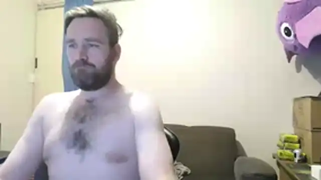 Snapshot of samjw24 chatting on 11/11/25, 01:11 samjw24 online show from 11/11/25, 01:11