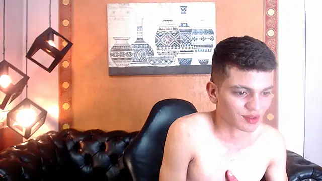 Lucian Mills online show from 11/08/25, 11:25