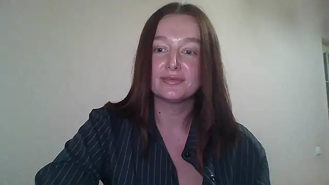 Snapshot of LilianaSwetx chatting on 11/12/25, 02:50 LilianaSwetx online show from 11/12/25, 02:50