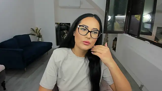 Snapshot of AnyaEvy chatting on 11/12/25, 05:30 AnyaEvy online show from 11/12/25, 05:30