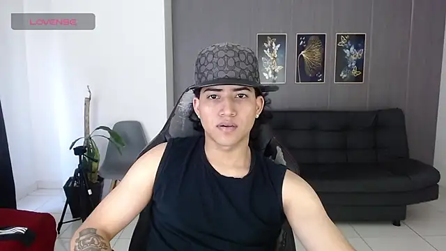 jeipyhot 21  online show from 11/07/25, 08:53