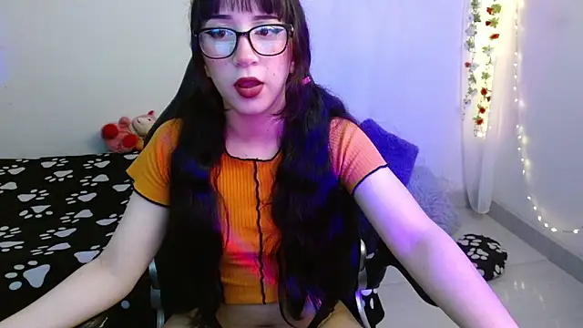 violetasweettt online show from 11/11/25, 12:32