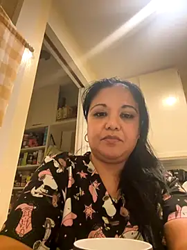 tattedlatina online show from 11/10/25, 08:13