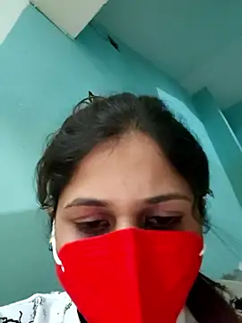 Snapshot of RiyaShah450 chatting on 11/08/25, 05:01 RiyaShah450 online show from 11/08/25, 05:01