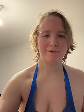 MollyWest  online show from 11/13/25, 07:24