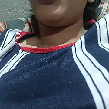 Snapshot of manishakapoor chatting on 11/18/25, 02:54 manishakapoor online show from 11/18/25, 02:54