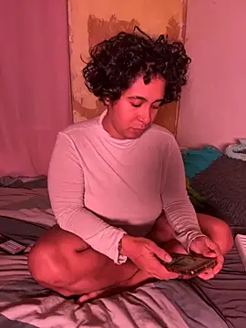 CaneliitaBlaze online show from 11/18/25, 03:27