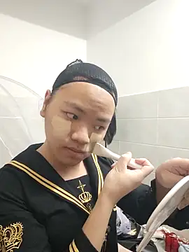 Snapshot of youtianmoon chatting on 11/22/25, 10:03 youtianmoon online show from 11/22/25, 10:03