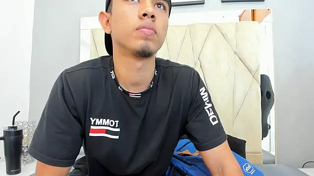 Ashton  Montana online show from 11/21/25, 08:29