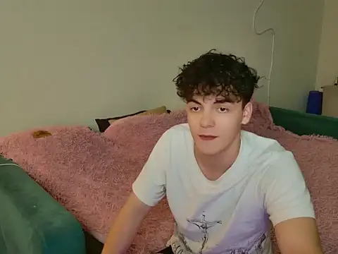 Snapshot of JasonSempler chatting on 11/11/25, 01:44 JasonSempler online show from 11/11/25, 01:44