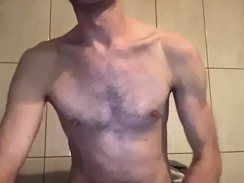 Snapshot of Hotcrazy235 chatting on 11/11/25, 05:40 Hotcrazy235 online show from 11/11/25, 05:40