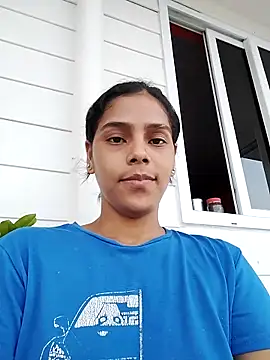 Sofia-luna1 online show from 11/16/25, 09:20