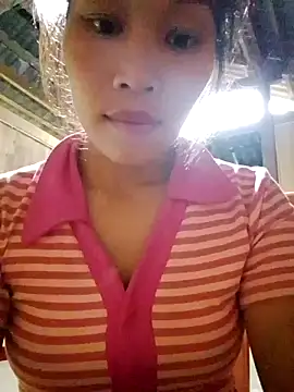 Snapshot of Cloud-wh chatting on 11/10/25, 09:41 Cloud-wh online show from 11/10/25, 09:41