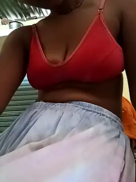 Snapshot of Nency1 chatting on 11/13/25, 04:22 Nency1 online show from 11/13/25, 04:22