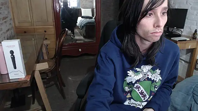 CaramelToy online show from 11/10/25, 07:24