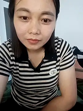 thuy-kieu online show from 11/10/25, 09:08