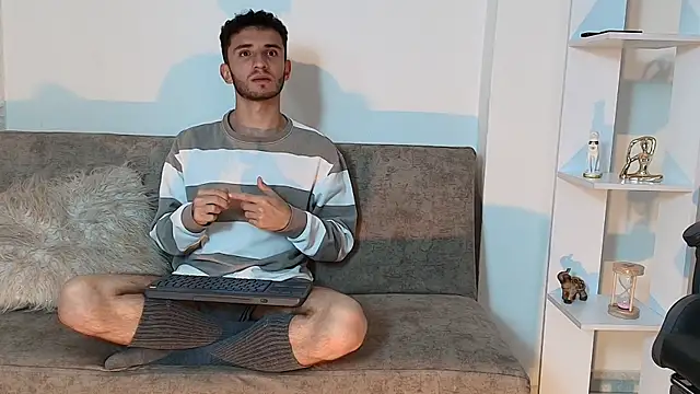 Baby monster16 online show from 11/11/25, 01:33