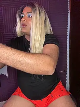 Snapshot of lunita069 chatting on 11/22/25, 03:05 lunita069 online show from 11/22/25, 03:05