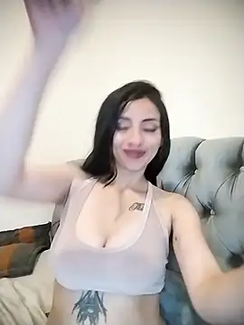 Mihasophia01 online show from 11/20/25, 02:06