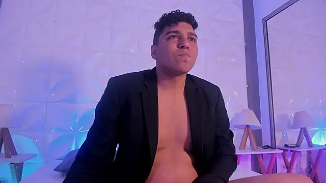 Snapshot of Tony_Rios_ chatting on 11/13/25, 05:28 Tony Rios online show from 11/13/25, 05:28