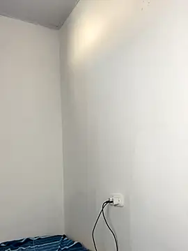 Snapshot of lineichun1708 chatting on 11/19/25, 07:25 lineichun1708 online show from 11/19/25, 07:25