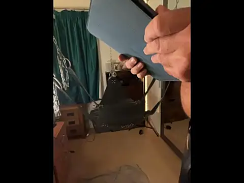 LeatherSdaddy online show from 11/18/25, 03:05