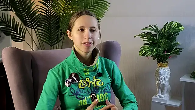 Snapshot of NedraRolla chatting on 11/15/25, 07:05 NedraRolla online show from 11/15/25, 07:05