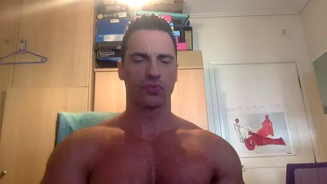 Snapshot of bubblemaleass35 chatting on 11/13/25, 11:20 bubblemaleass35 online show from 11/13/25, 11:20