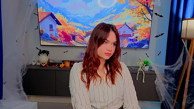 SigneBaille online show from 11/18/25, 07:02