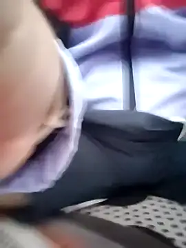 Snapshot of sexyarsh000 chatting on 11/14/25, 06:45 sexyarsh000 online show from 11/14/25, 06:45