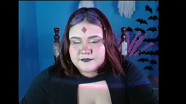 Snapshot of Nyaa_kawaii chatting on 11/13/25, 05:39 Nyaa kawaii online show from 11/13/25, 05:39