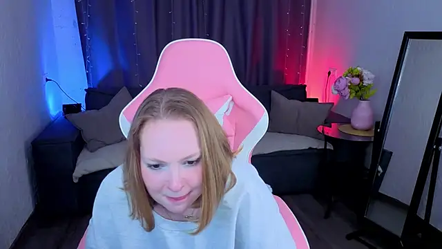 Snapshot of Elizabeth_Walson chatting on 11/13/25, 04:06 Elizabeth Walson online show from 11/13/25, 04:06